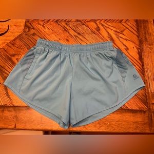 Oiselle OG distance running shorts-women’s size 6, like new condition.